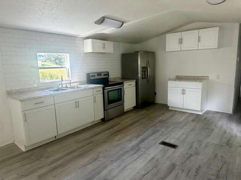 111 Cloverleaf Drive, Clover, SC 29710.  MLS# CAR4417258, YatesRealty ID 2835. 