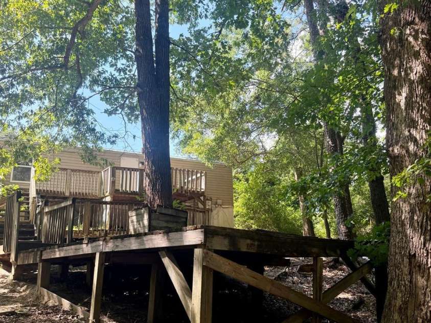 111 Cloverleaf Drive, Clover, SC 29710.  MLS# CAR4417258, YatesRealty ID 2835. 