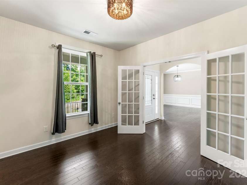 2525 Surveyor General Drive, Waxhaw, NC 28173.  MLS# CAR4274844, YatesRealty ID 28350. 