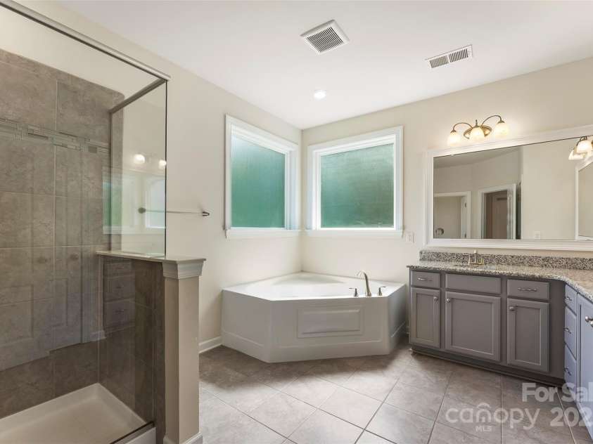 2525 Surveyor General Drive, Waxhaw, NC 28173.  MLS# CAR4274844, YatesRealty ID 28350. 