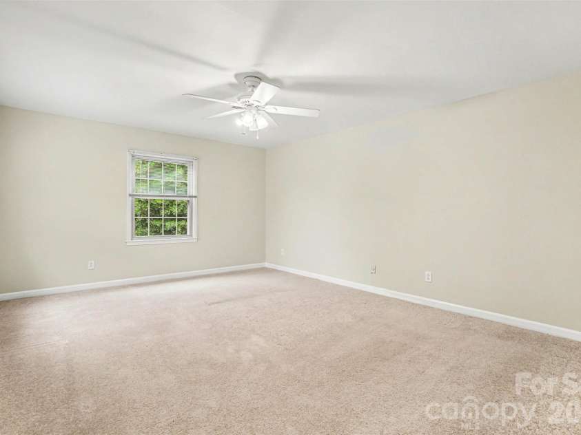 6617 Bunker Hill Circle, Charlotte, NC 28210.  MLS# CAR4383637, YatesRealty ID 28351. 