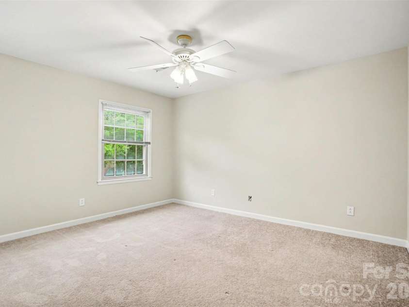 6617 Bunker Hill Circle, Charlotte, NC 28210.  MLS# CAR4383637, YatesRealty ID 28351. 