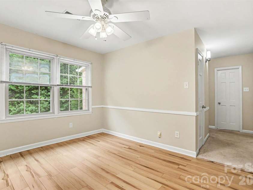 6617 Bunker Hill Circle, Charlotte, NC 28210.  MLS# CAR4383637, YatesRealty ID 28351. Primary Suite