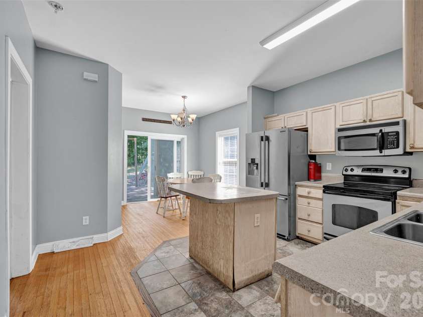 105 Queensbury Road, Troutman, NC 28166.  MLS# CAR4386419, YatesRealty ID 28354. 