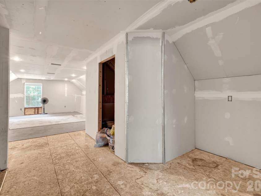 105 Queensbury Road, Troutman, NC 28166.  MLS# CAR4386419, YatesRealty ID 28354. 