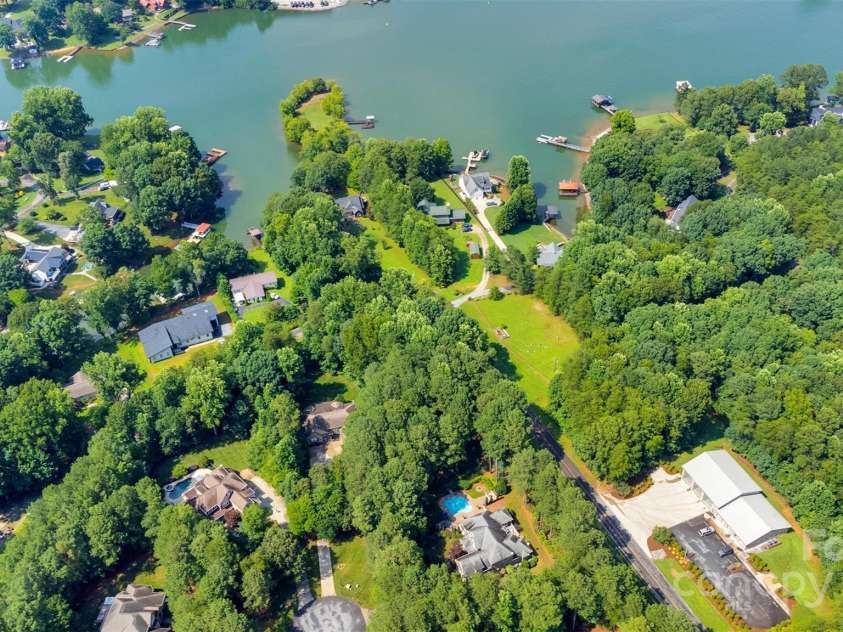 4552 Sawgrass Court, Denver, NC 28037.  MLS# CAR4277524, YatesRealty ID 28354. 