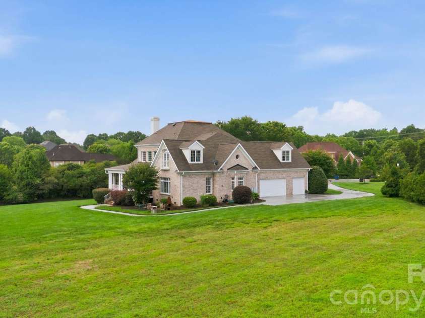 1701 Therrell Farms Road, Waxhaw, NC 28173.  MLS# CAR4386930, YatesRealty ID 28355. 
