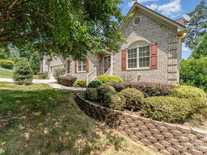 1618 Secret Garden Court, Salisbury, NC 28146.  MLS# CAR4277840, YatesRealty ID 28356. 