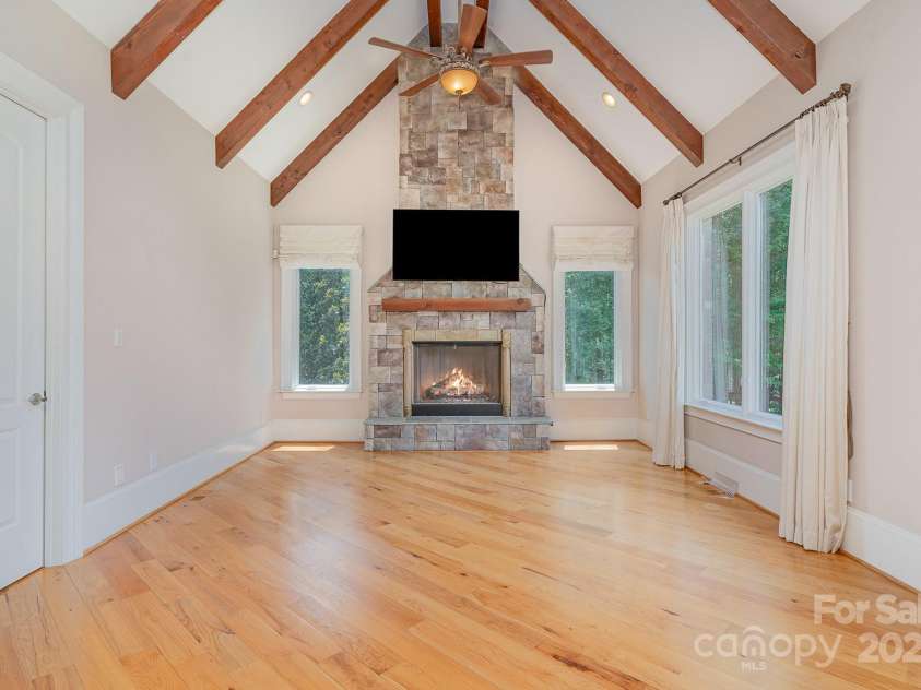 1270 Teeter Farms Drive, Mooresville, NC 28115.  MLS# CAR4277302, YatesRealty ID 28357. 