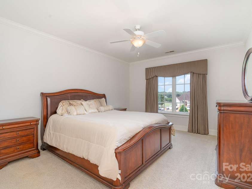 1270 Teeter Farms Drive, Mooresville, NC 28115.  MLS# CAR4277302, YatesRealty ID 28357. 