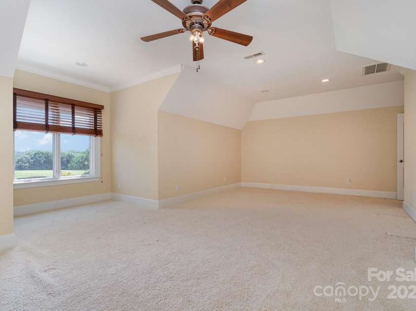 1270 Teeter Farms Drive, Mooresville, NC 28115.  MLS# CAR4277302, YatesRealty ID 28357. 