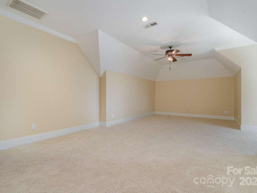 1270 Teeter Farms Drive, Mooresville, NC 28115.  MLS# CAR4277302, YatesRealty ID 28357. 