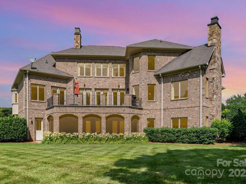 1270 Teeter Farms Drive, Mooresville, NC 28115.  MLS# CAR4277302, YatesRealty ID 28357. 