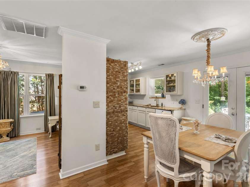 1771 Lillywood Lane, Indian Land, SC 29707.  MLS# CAR4385103, YatesRealty ID 28357. Eat in kitchen