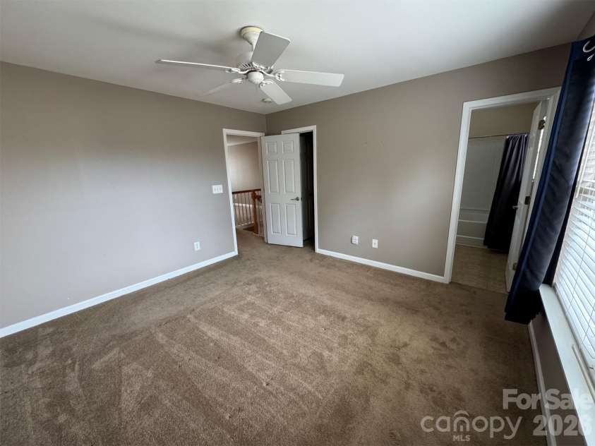 422 Delta Drive, Fort Mill, SC 29715.  MLS# CAR4335330, YatesRealty ID 28359. 