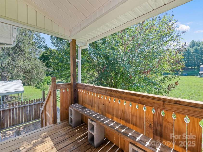 5107 Pisgah Drive, Canton, NC 28716.  MLS# CAR4281958, YatesRealty ID 28359. 