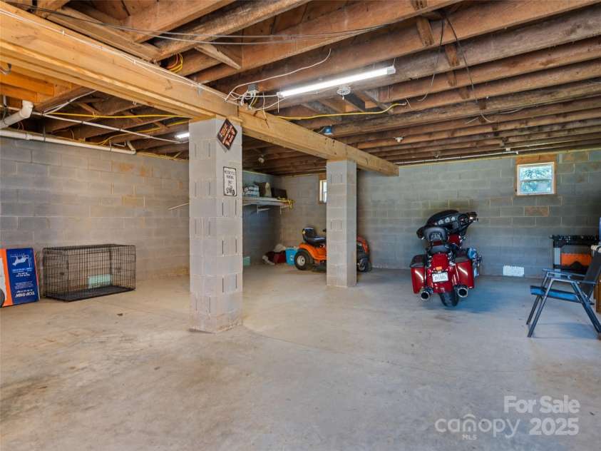 5107 Pisgah Drive, Canton, NC 28716.  MLS# CAR4281958, YatesRealty ID 28359. 