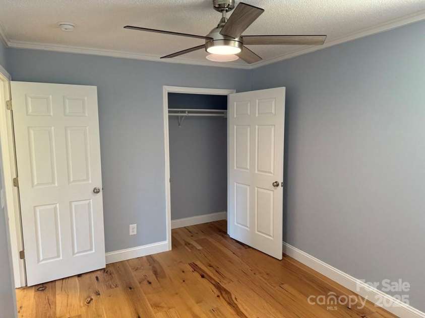 125 Dearmin Terrace, Franklin, NC 28734.  MLS# CAR4238822, YatesRealty ID 2836. 