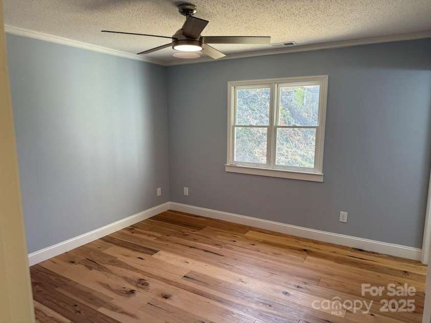 125 Dearmin Terrace, Franklin, NC 28734.  MLS# CAR4238822, YatesRealty ID 2836. 