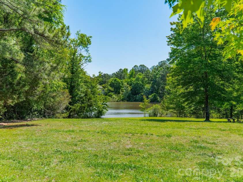 188 Carolina Crossing Drive, York, SC 29745.  MLS# CAR4367522, YatesRealty ID 28360. 