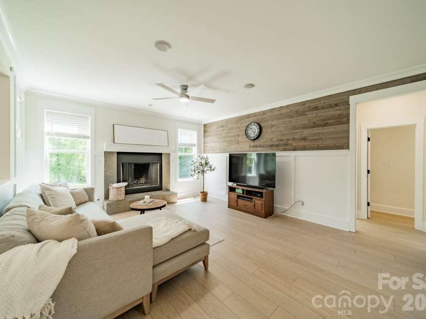 188 Carolina Crossing Drive, York, SC 29745.  MLS# CAR4367522, YatesRealty ID 28360. 