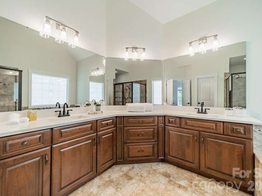 188 Carolina Crossing Drive, York, SC 29745.  MLS# CAR4367522, YatesRealty ID 28360. 