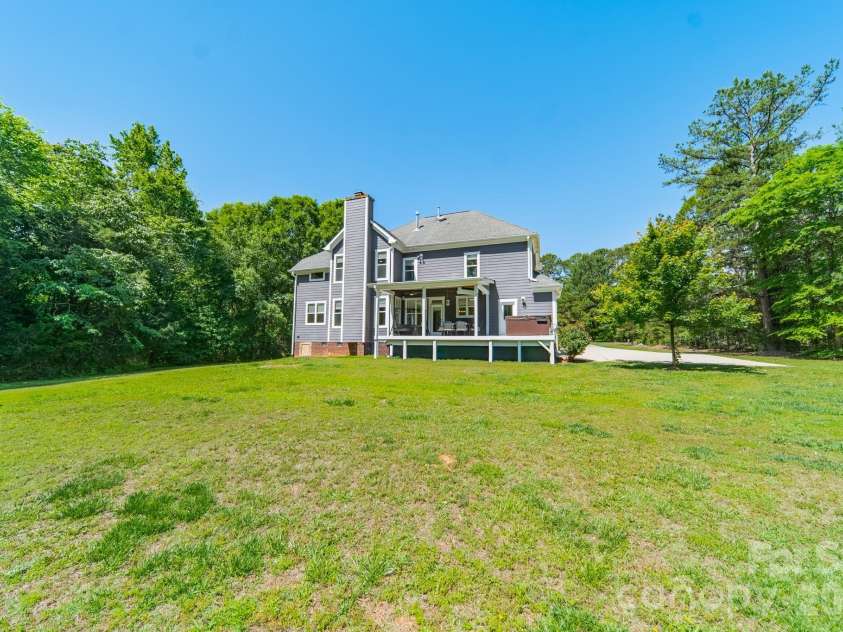 188 Carolina Crossing Drive, York, SC 29745.  MLS# CAR4367522, YatesRealty ID 28360. 