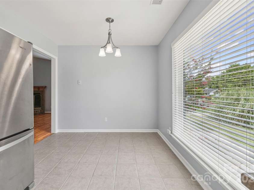 1658 Crestdale Road, Rock Hill, SC 29732.  MLS# CAR4282719, YatesRealty ID 28361. 