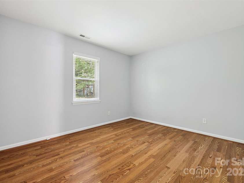 1658 Crestdale Road, Rock Hill, SC 29732.  MLS# CAR4282719, YatesRealty ID 28361. 