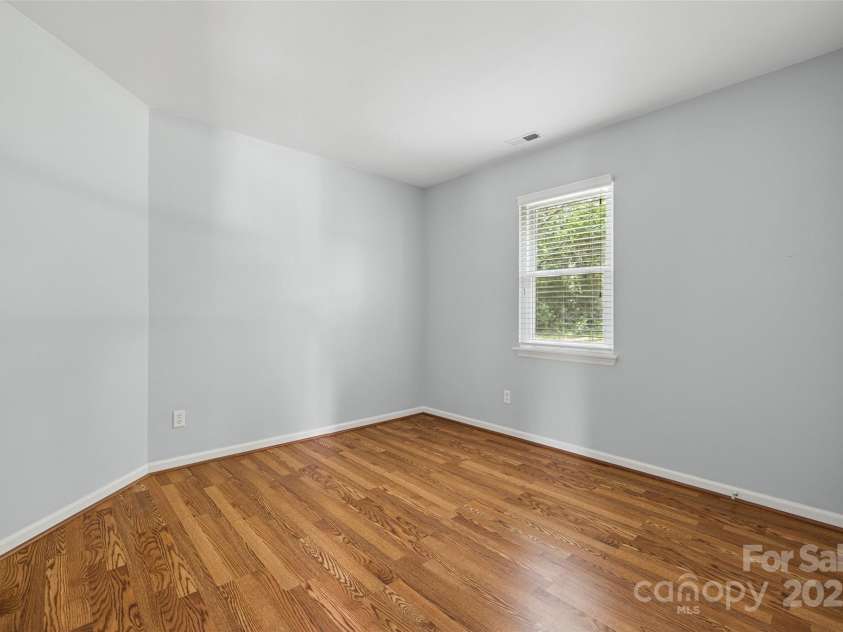 1658 Crestdale Road, Rock Hill, SC 29732.  MLS# CAR4282719, YatesRealty ID 28361. 