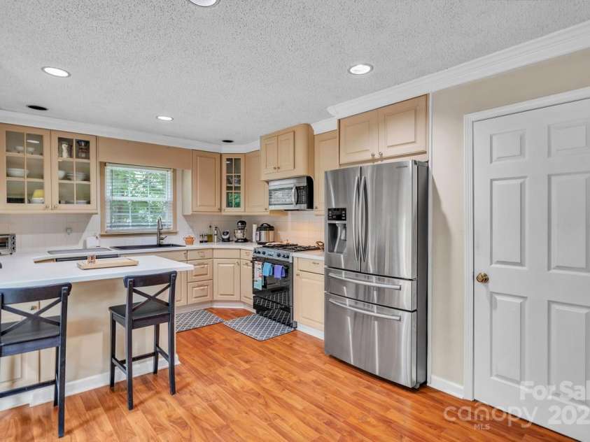 141 Wellington Drive, Salisbury, NC 28144.  MLS# CAR4283531, YatesRealty ID 28363. 