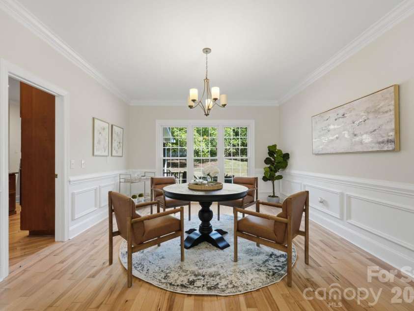 7006 Darnley Place, Charlotte, NC 28226.  MLS# CAR4367074, YatesRealty ID 28363. Dining Room
