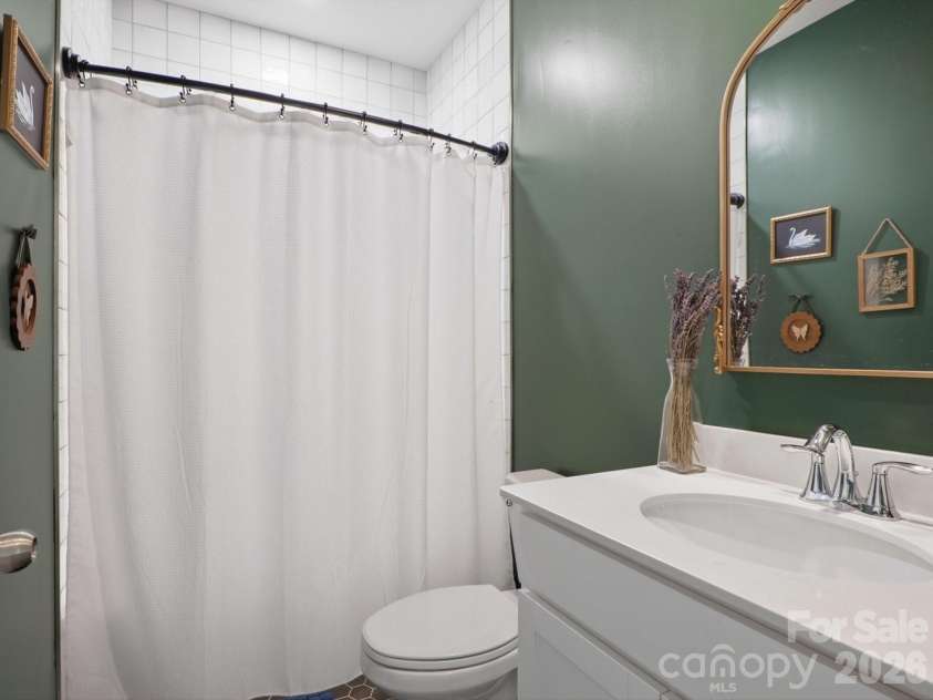 1174 Narrowmouth Court, Lancaster, SC 29720.  MLS# CAR4377744, YatesRealty ID 28364. 