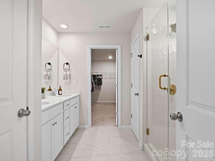 1174 Narrowmouth Court, Lancaster, SC 29720.  MLS# CAR4377744, YatesRealty ID 28364. 