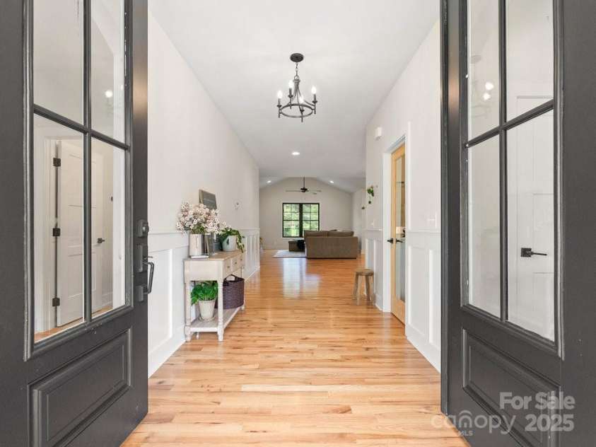 261 Ferree Road, Campobello, SC 29322.  MLS# CAR4284634, YatesRealty ID 28364. 