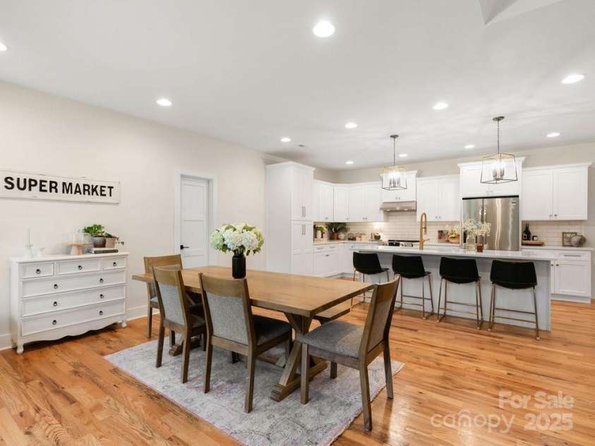 261 Ferree Road, Campobello, SC 29322.  MLS# CAR4284634, YatesRealty ID 28364. 