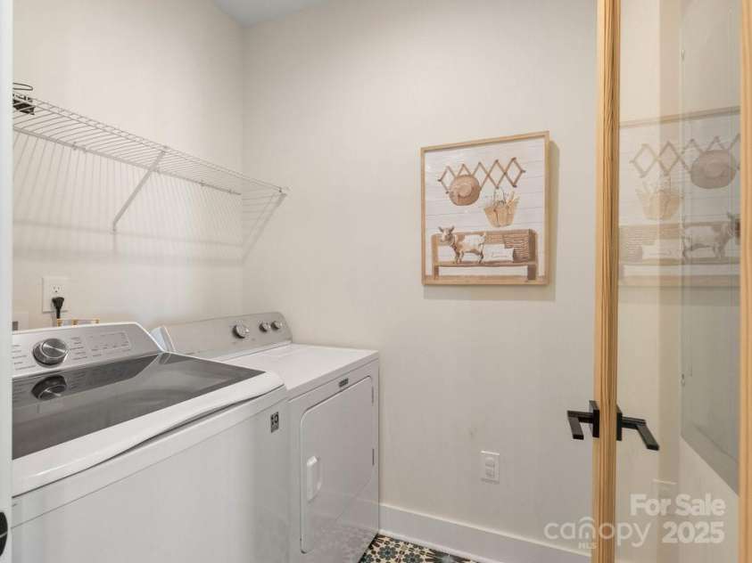 261 Ferree Road, Campobello, SC 29322.  MLS# CAR4284634, YatesRealty ID 28364. 