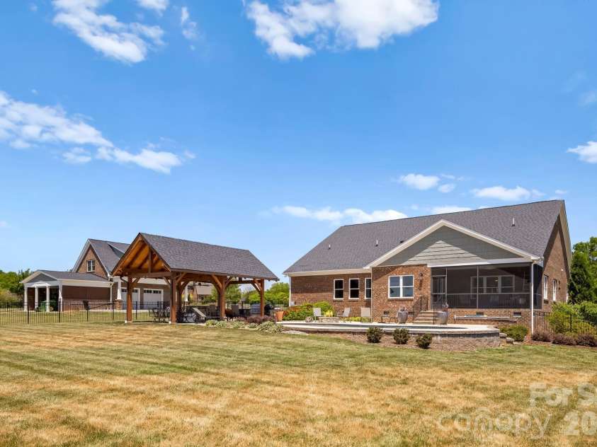105 George Watkins Trail, Indian Trail, NC 28079.  MLS# CAR4377731, YatesRealty ID 28365. 