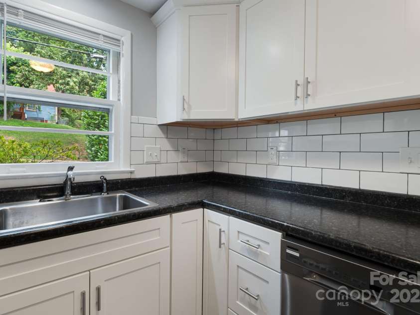 82 Maney Avenue, Asheville, NC 28804.  MLS# CAR4285420, YatesRealty ID 28365. Plenty of counter and cabinet space!