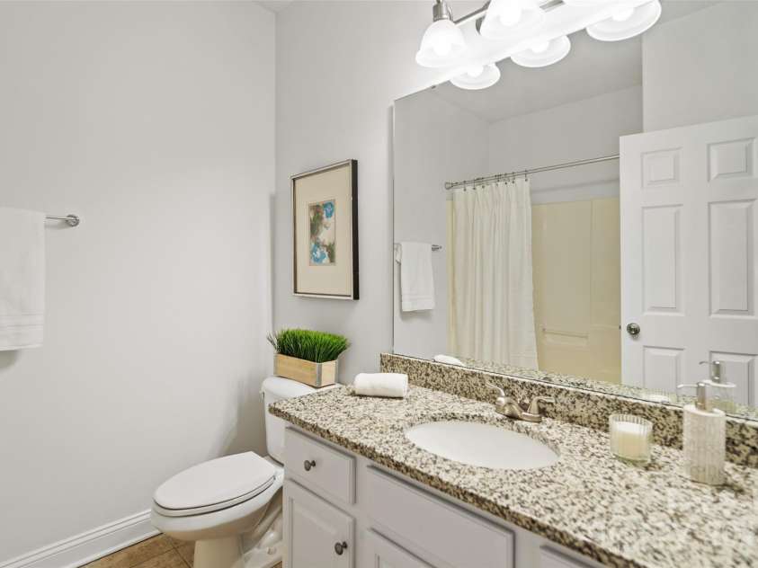 3831 Riceland Place, Charlotte, NC 28216.  MLS# CAR4268745, YatesRealty ID 28366. 
