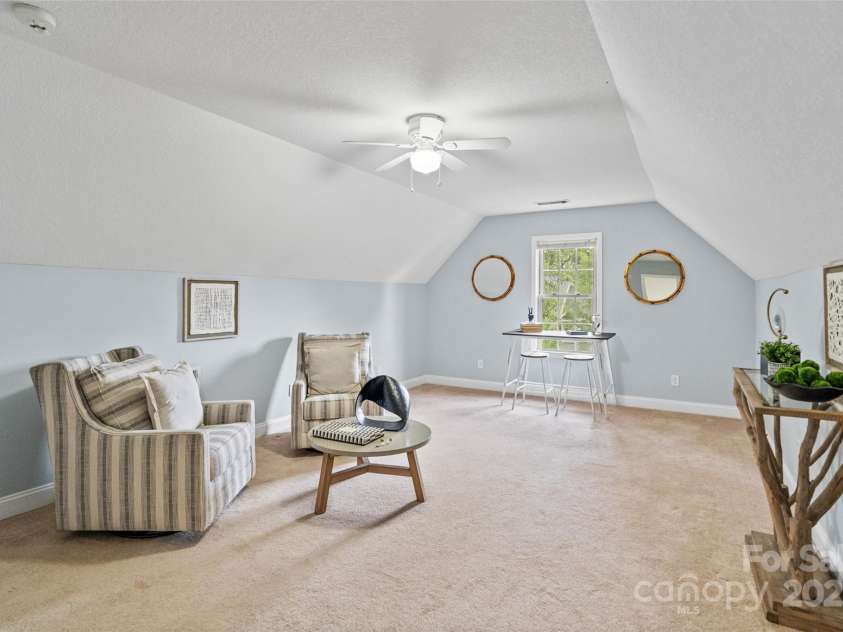 3831 Riceland Place, Charlotte, NC 28216.  MLS# CAR4268745, YatesRealty ID 28366. 