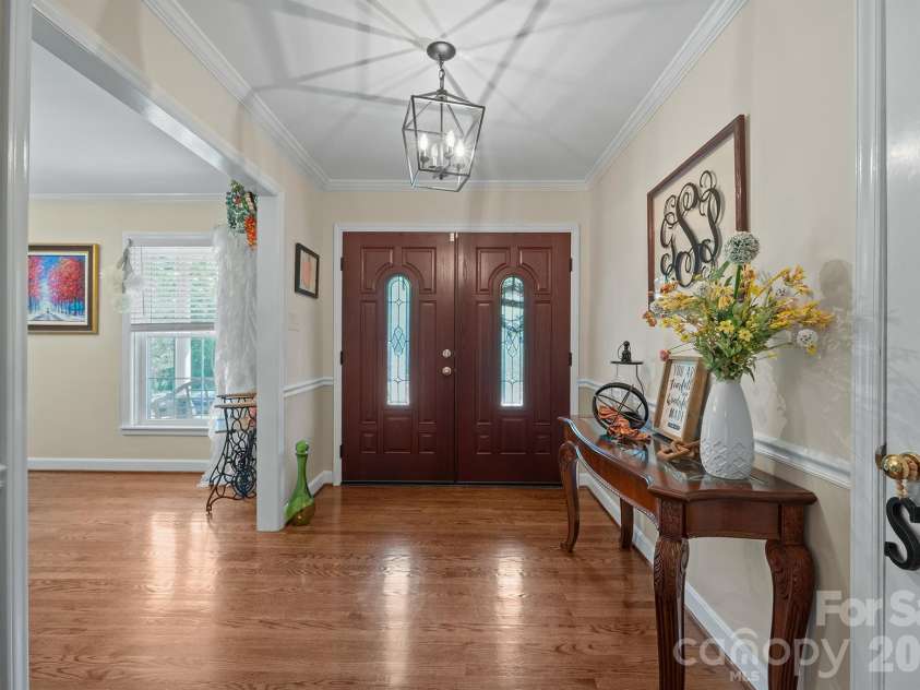 435 Central Avenue, Mount Holly, NC 28120.  MLS# CAR4380672, YatesRealty ID 28366. 