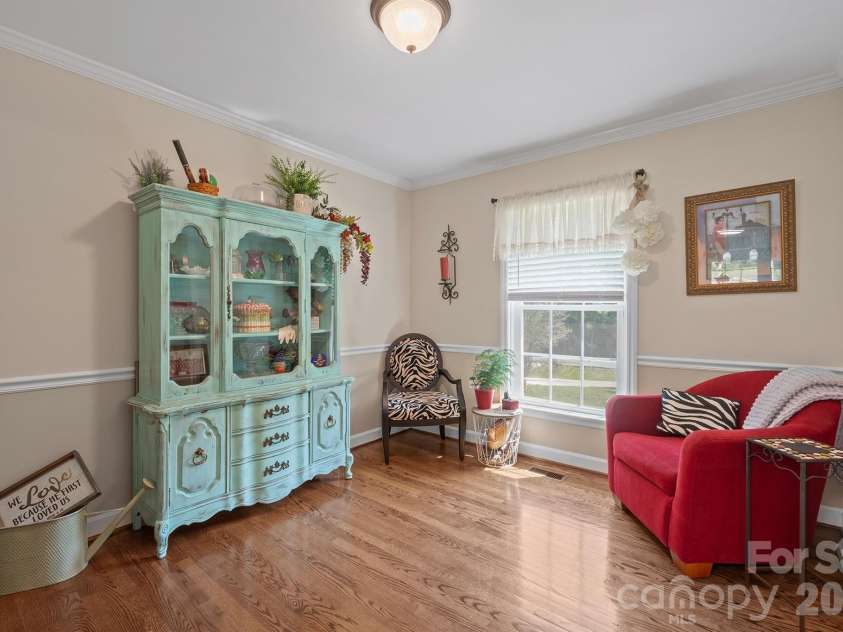 435 Central Avenue, Mount Holly, NC 28120.  MLS# CAR4380672, YatesRealty ID 28366. 