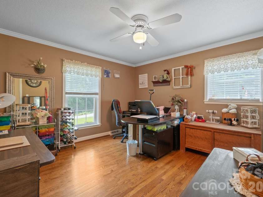 435 Central Avenue, Mount Holly, NC 28120.  MLS# CAR4380672, YatesRealty ID 28366. 