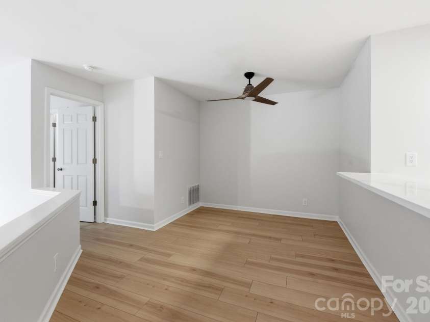 18801 Nautical Drive, Cornelius, NC 28031.  MLS# CAR4383097, YatesRealty ID 28367. 