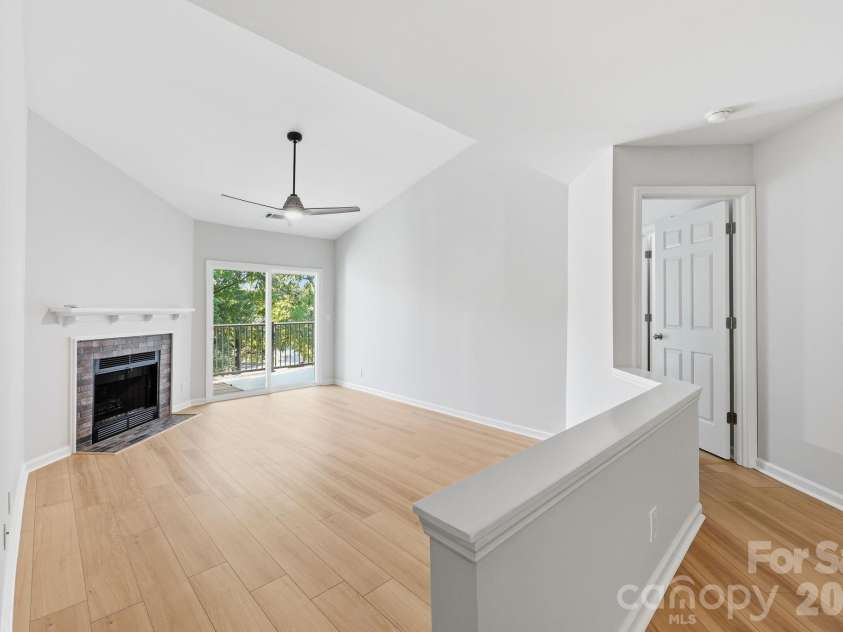 18801 Nautical Drive, Cornelius, NC 28031.  MLS# CAR4383097, YatesRealty ID 28367. 