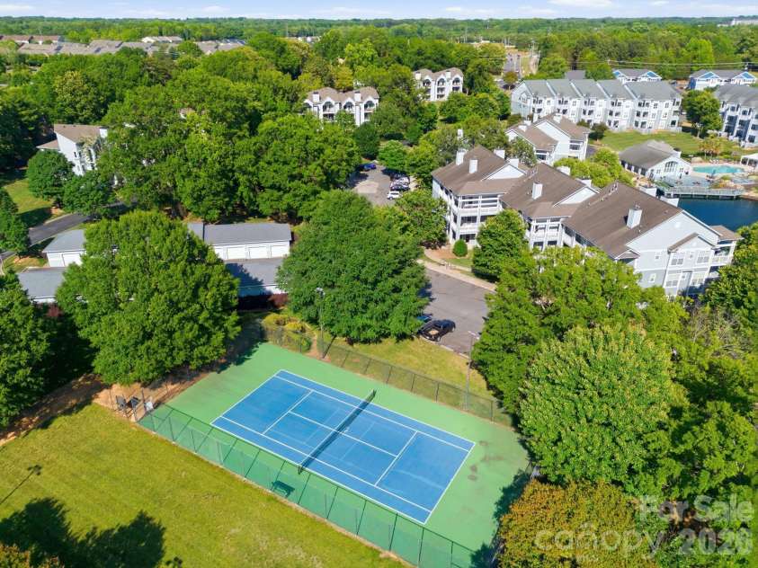 18801 Nautical Drive, Cornelius, NC 28031.  MLS# CAR4383097, YatesRealty ID 28367. 