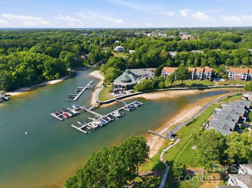 18801 Nautical Drive, Cornelius, NC 28031.  MLS# CAR4383097, YatesRealty ID 28367. 