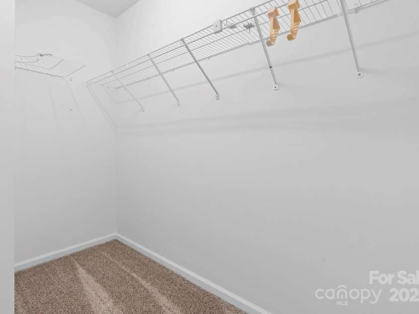 5473 Twelve Oak Lane, Conover, NC 28613.  MLS# CAR4271702, YatesRealty ID 28367. 