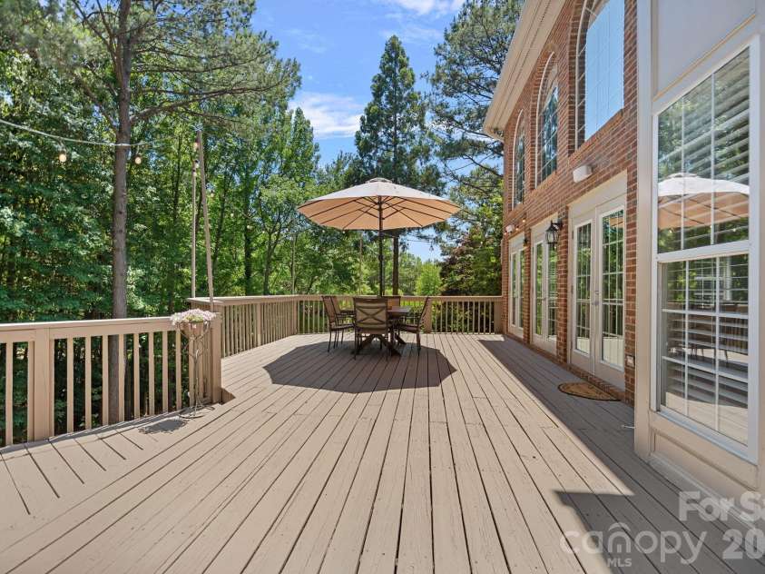 192 Sunrise Circle, Mooresville, NC 28117.  MLS# CAR4384402, YatesRealty ID 28368. 